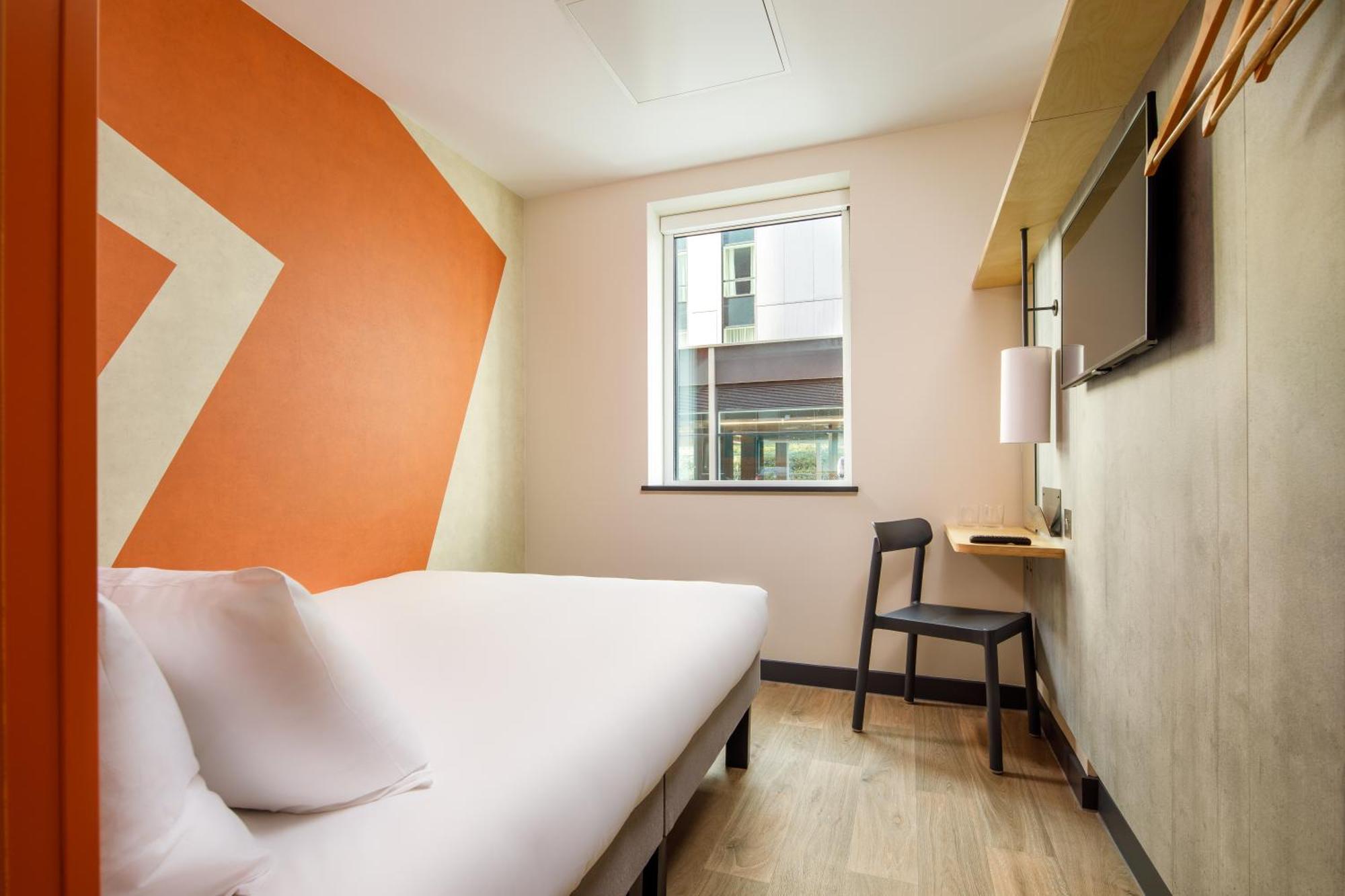 Ibis Budget Manchester Airport T2 霍尔 外观 照片