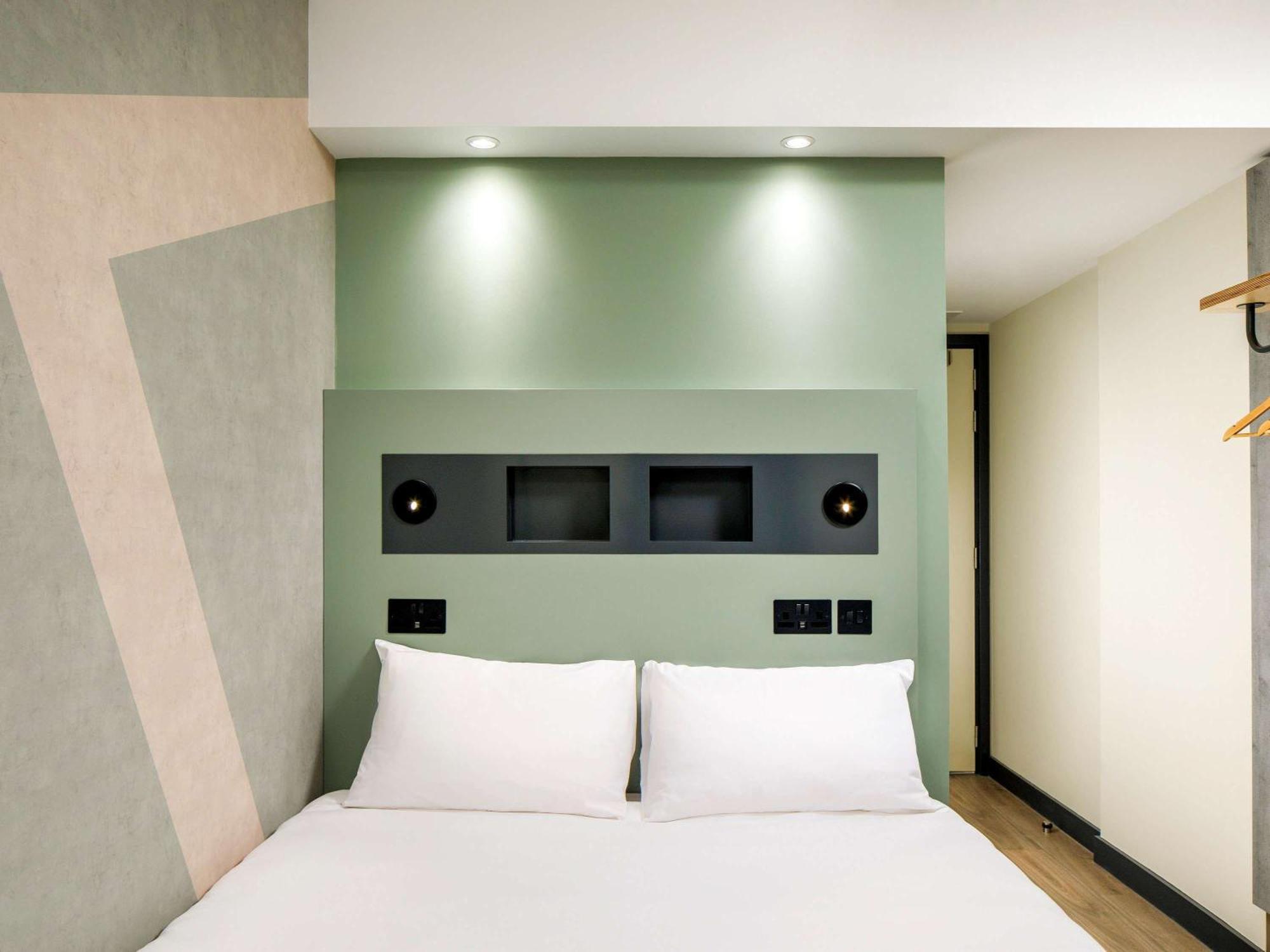Ibis Budget Manchester Airport T2 霍尔 外观 照片