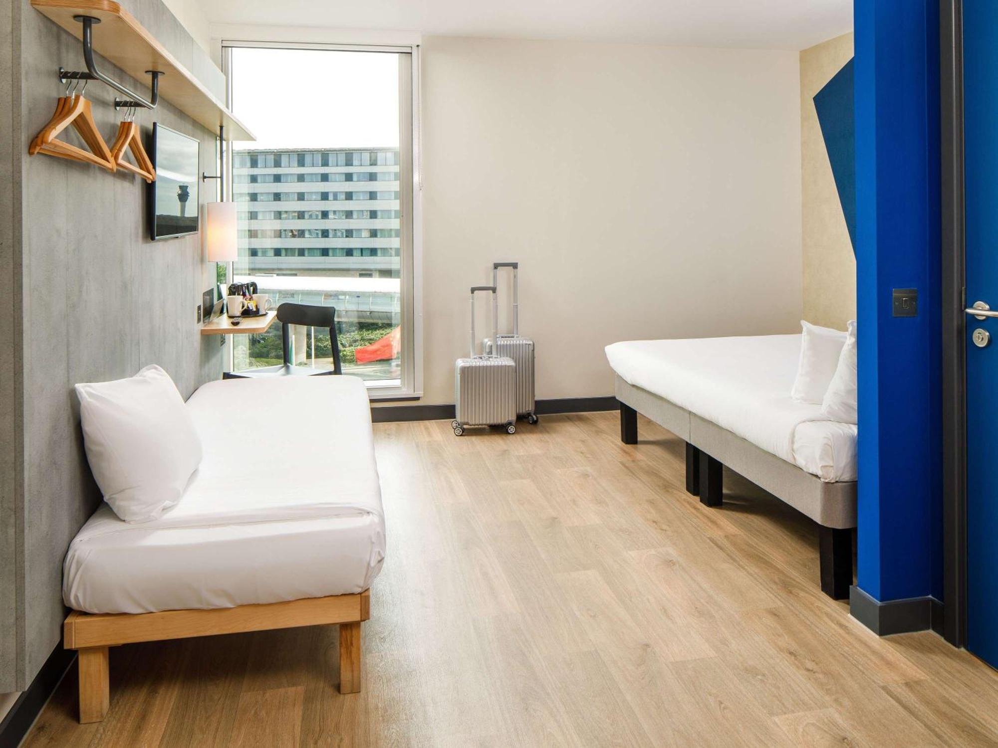 Ibis Budget Manchester Airport T2 霍尔 外观 照片